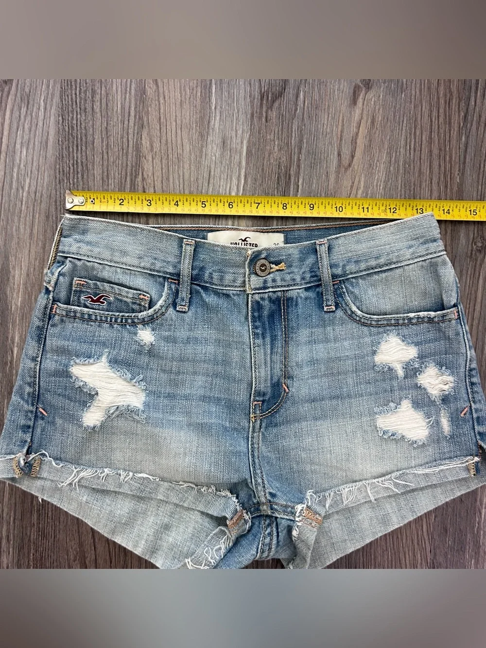 Hollister denim shorts size 25